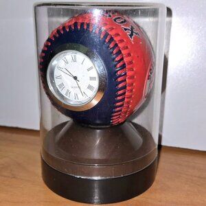 BOSTON RED SOX World Series Collector Baseball Clock